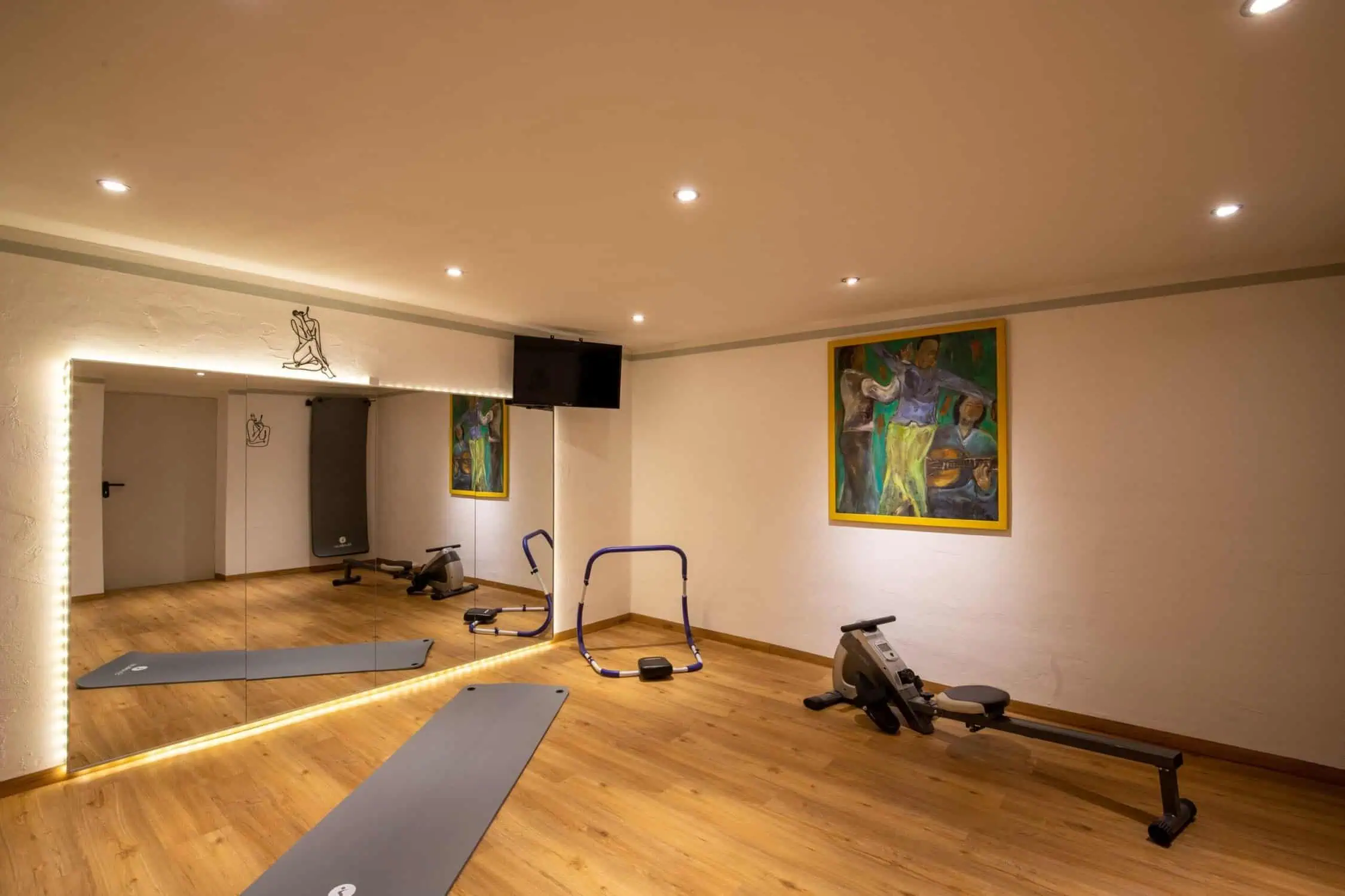 Tirol Hotel Pension Services Yogaraum