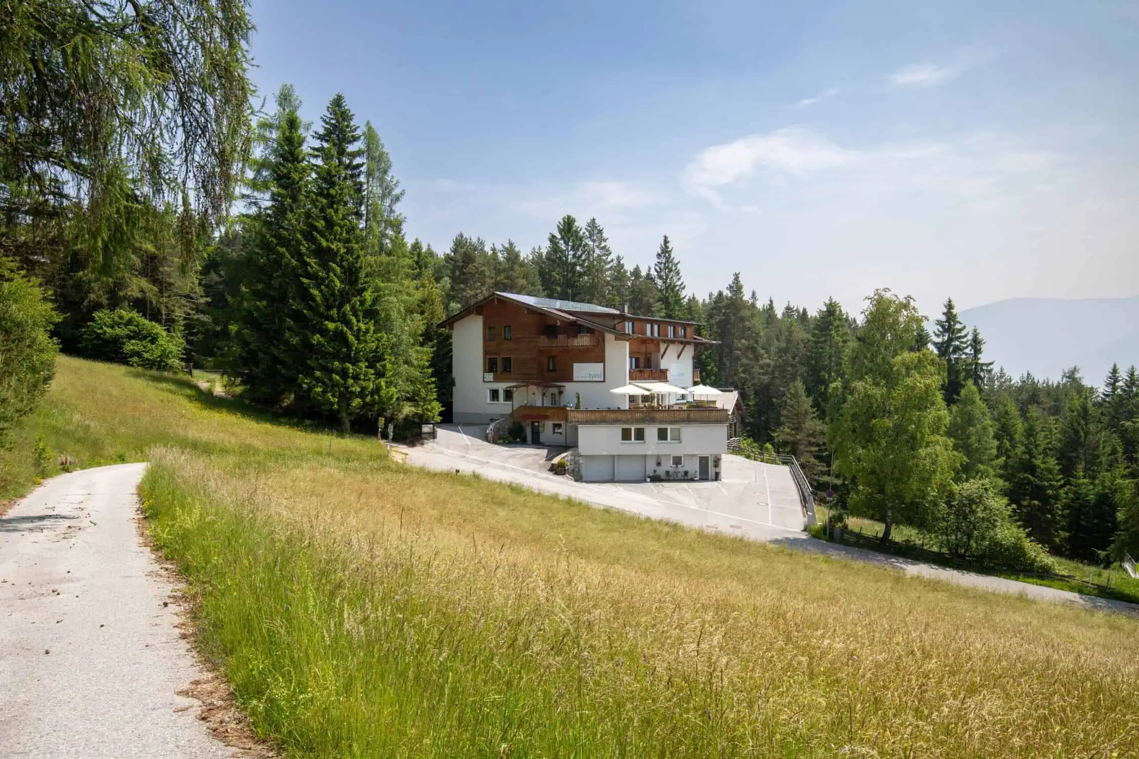 Tirol Hotel Pension Sommer Ansicht